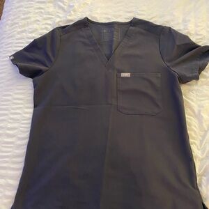 Figs Charcoal Catarina Scrub Top